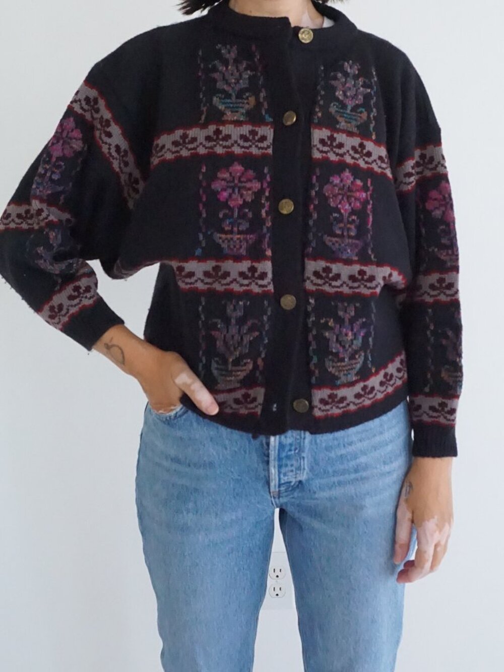 Vintage Alison Taylor Black Burgundy Floral Basket Knit Boho Cardigan M